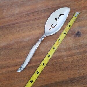 1960s Pie Cake Server Silver Plate Rogers Bros. USA Made